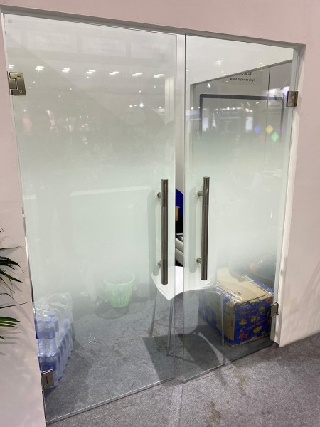 濟(jì)寧玻璃貼22